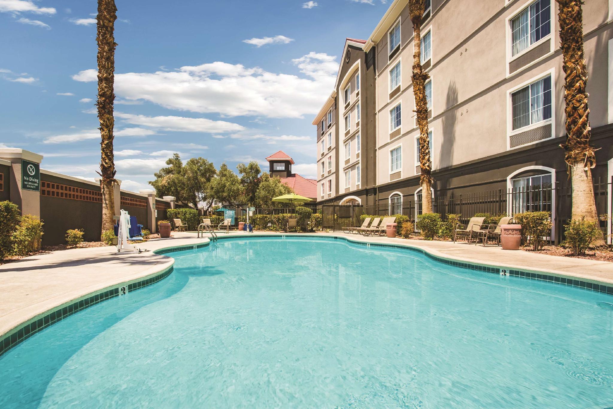 La Quinta By Wyndham Las Vegas Summerlin Tech Экстерьер фото